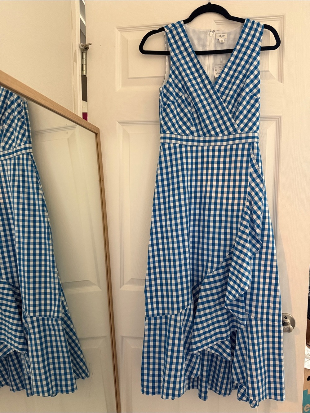 J crew NwT Blue and White Gingham Wrap Midi Dress. Size 00